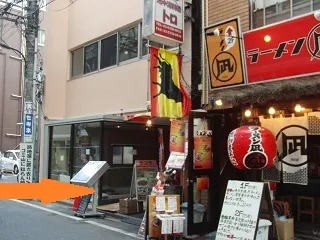 新宿駅西口からの道案内