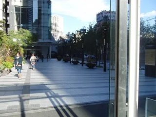 丸ノ内線西新宿駅からのご案内